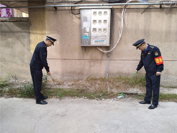 淮南：創(chuàng  )建文明城 城管在行動(dòng)——開(kāi)展結對共建 共創(chuàng  )文明城市