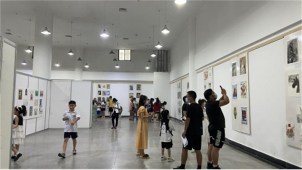 淮南市博物館舉辦《淮南市首屆“我在博物館畫(huà)文物”青少年繪畫(huà)大賽優(yōu)秀作品展》