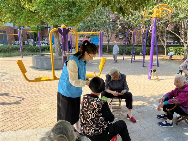 安徽移動(dòng)淮南分公司開(kāi)展“反電詐進(jìn)社區”活動(dòng)